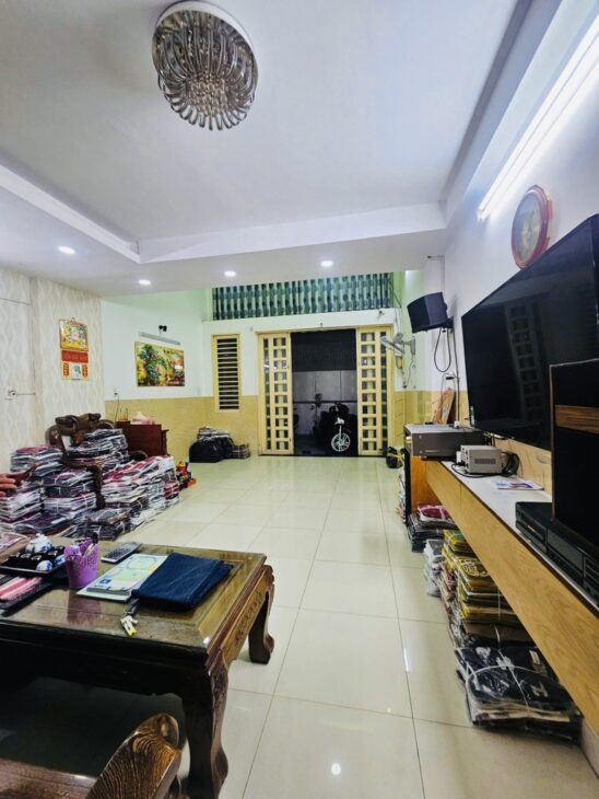 Nhà đẹp Bàu Cát – 80m2 – 4 tầng – ô tô vào nhà, chỉ hơn 12 tỷ