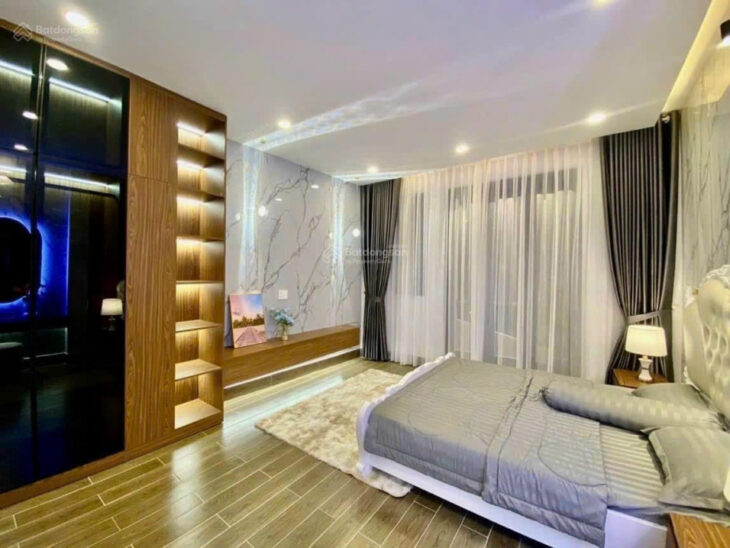Bán nhà đường 12m Đặng Thùy Trâm, P13, Bình Thạnh(4x20m)sát MT XD mới 4 tầng. Giá 9.5 tỷ