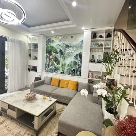 Bán nhà Ngọc Thuỵ, sau trường pháp 40m x 4T lô góc, oto vào nhà nhỉnh 12 tỷ có tl. LH 0936123469