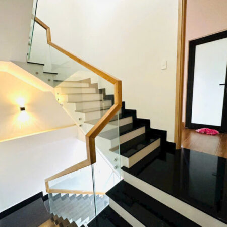 NHÀ 3 TẦNG KIÊN CỐ – MẶT TIỀN NGUYỄN ĐÌNH – ĐẦU TƯ ĐỈNH.siêu rẻ chỉ 6,1 tỷ