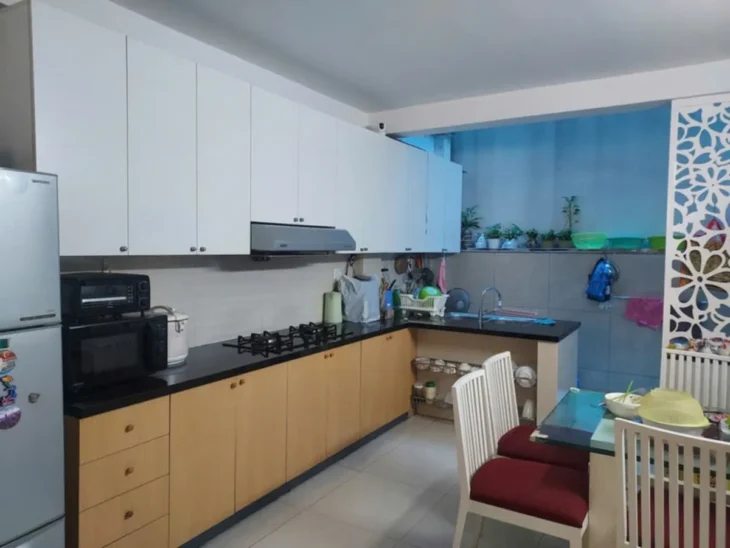 HXH thông, nở hậu 4.3m, 4 tầng x 70m2, Nguyễn Hồng Đào, chỉ 9.9 tỷ