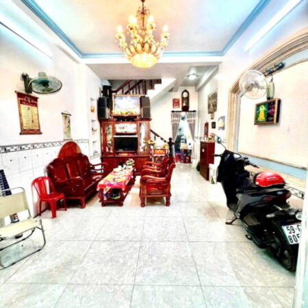 Nhà để ở, mở văn phòng công ty, mở cửa hàng ….. Nhà bán Quận 12, mặt tiền đường Nguyễn Thị Búp, 106