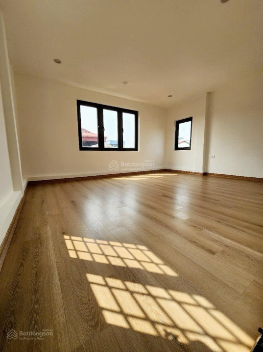 Bán nhà Hoàng Liệt – 45m2 – nhà đẹp – ở luôn – ngõ to – gần phố – giá 7.59 tỷ – SĐCC