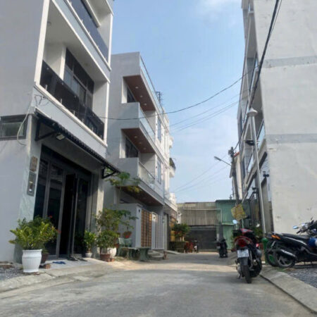BÁN GẤP NHÀ ĐẸP 4 TẦNG – NGANG 5M – TT NHÀ BÈ – ĐƯỜNG XE TẢI TRÁNH – 50M2 – CHỈ NHỈNH 6,25 TỶ