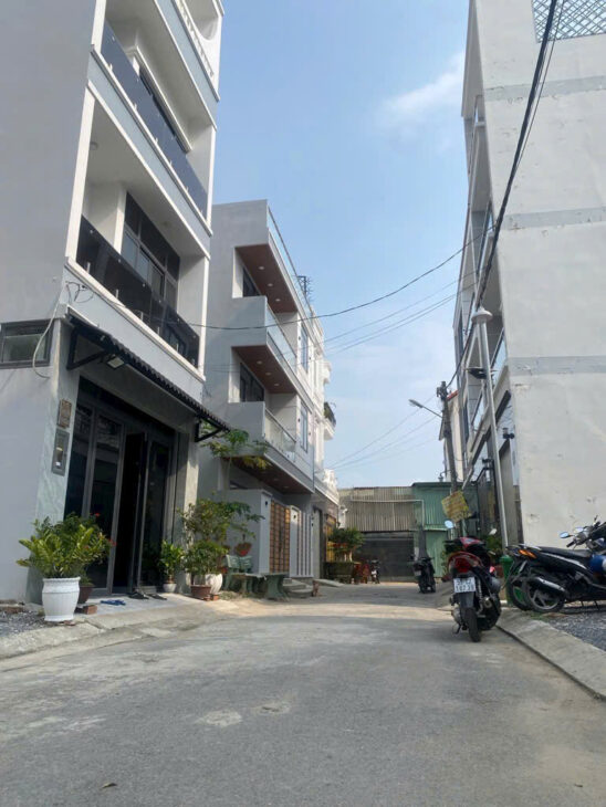 BÁN GẤP NHÀ ĐẸP 4 TẦNG – NGANG 5M – TT NHÀ BÈ – ĐƯỜNG XE TẢI TRÁNH – 50M2 – CHỈ NHỈNH 6,25 TỶ