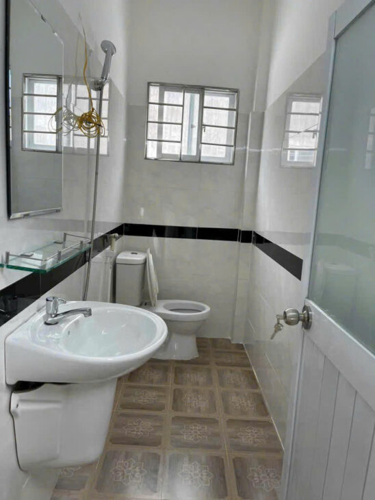 NHÀ SỔ RIÊNG, NHÀ BÈ, CÁCH MẶT TIỀN HUỲNH TẤN PHÁT 30M, 42M2, 2 TẦNG, DƯỚI 4 TỶ