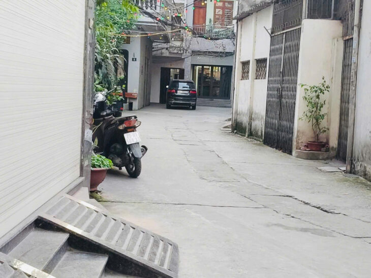 NHÀ PHỐ MINH KHAI 35m2 – 6,86 TỶ LÔ GÓC 3 THOÁNG NGÕ RỘNG NỘI THẤT ĐẸP