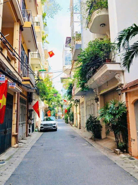 NHÀ PHỐ MINH KHAI 35m2 – 6,86 TỶ LÔ GÓC 3 THOÁNG NGÕ RỘNG NỘI THẤT ĐẸP