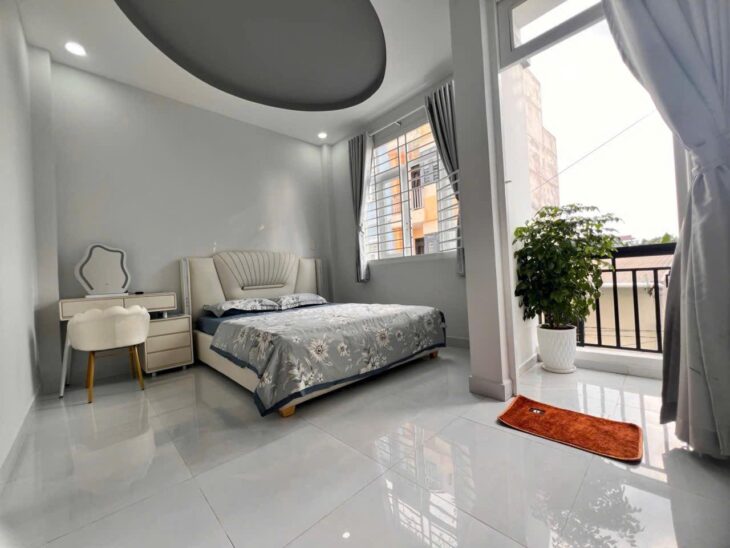 4ty550 SHR ngay TL12 gần uỷ ban phường Thạnh Lộc, full nội thất