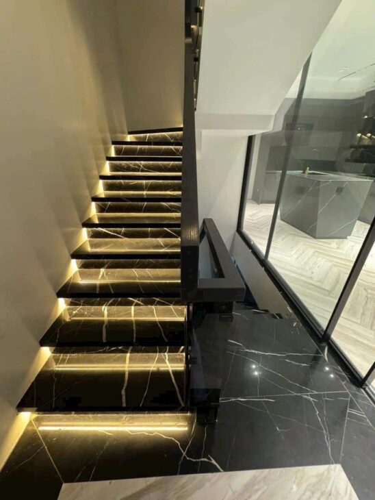 Tôi cho thuê Nhà căn góc, mới,vỉa hè, 116m2- 4T, Trần Nhân Tông_46 Tr