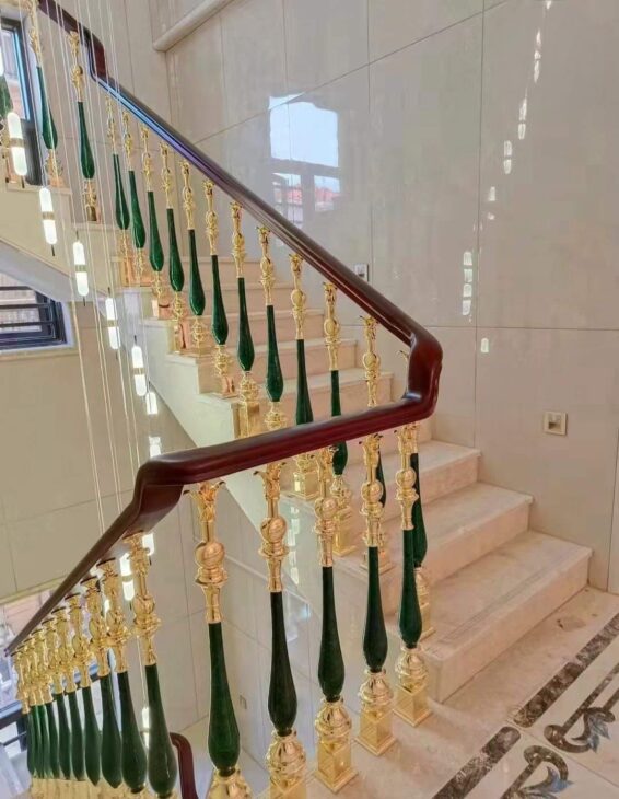 Mình cho thuê nhà đẹp, căn góc, Nguyễn Thị Định, 94m2x 4T vỉa hè 30 Tr
