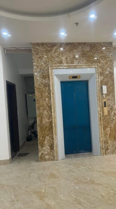 Nhà tôi cho thuê nhà hai cửa đi, mới,vỉa hè, 113m2- 4T, Đào Tấn_46 Tr