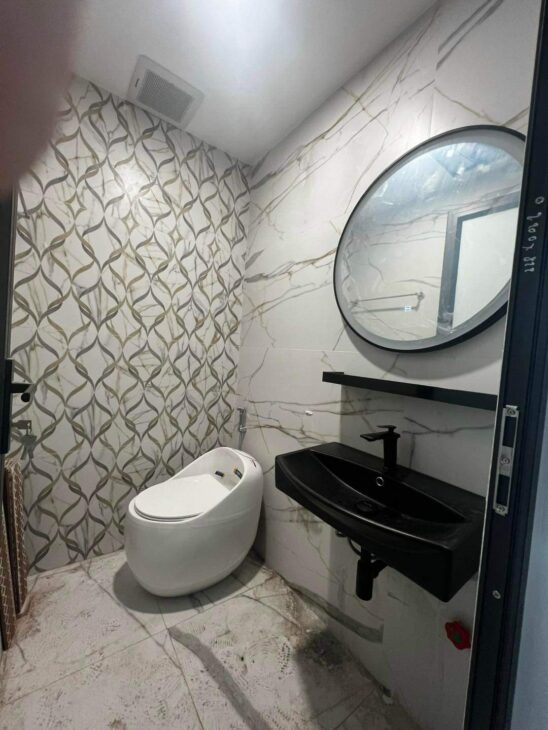 Tôi cho thuê Nhà căn góc, mới,vỉa hè, 116m2- 4T, Trần Nhân Tông_46 Tr