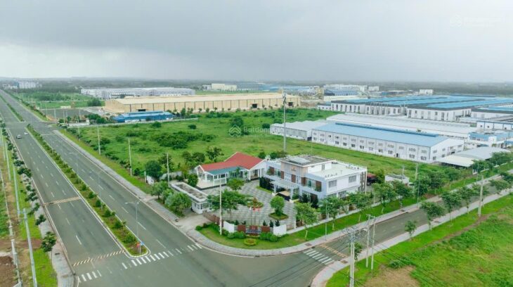 Chính chủ gửi bán đất Long Tân đẹp, rẻ, sổ riêng, ngay khu công nghiệp Đá Bạc