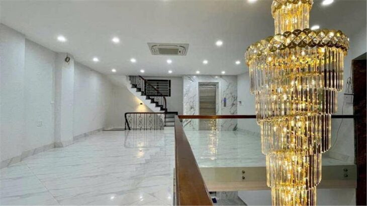 BÁN NHÀ NGÕ GỐC ĐỀ TO NHƯ PHỐ GIÁ 24,5 TỈ DỌN VÀO Ở NGAY
