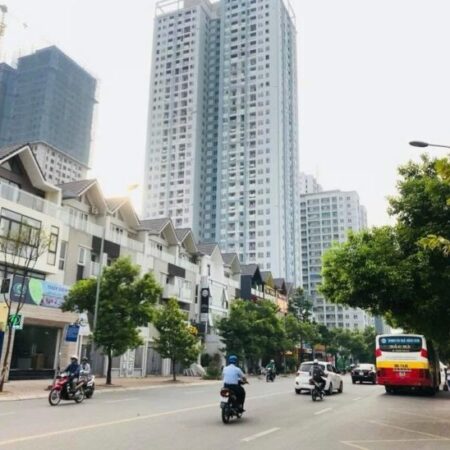 BÁN BIỆT THỰ LÔ GÓC – KĐT NAM TRUNG YÊN, CẦU GIẤY – 137M² – MT 15M – VỈA HÈ 6M – GIÁ 82 TỶ