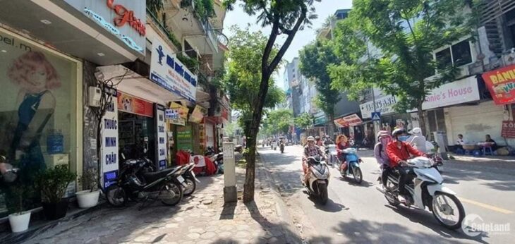 Bán nhà hiếm Cầu Giấy, lô góc, 2 thoáng, 75m2, 3 tầng, Mt 8.8m, chỉ 17 tỷ