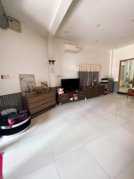 Bán nhà mặt phố Linh Đông, Thủ Đức, 95m², 6.1 tỷ, sổ hồng