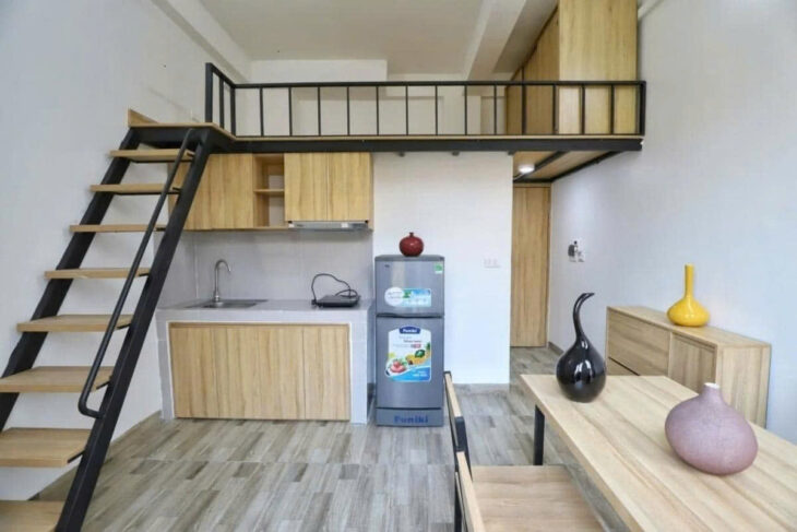 BÁN TÒA CHDV ĐƯỜNG CẦU GIẤY – 142M x 9T THANG MÁY – MT 7.5M – DÒNG TIỀN 270TR/TH – 43 TỶ