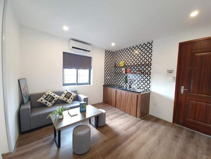 BÁN NHÀ PHẠM VĂN ĐỒNG, Ô TÔ, SÁT PHỐ, GẦN CÔNG VIÊN HÒA BÌNH, VIEW HỒ, KINH DOANH 40M NHỈNH 10 TỶ