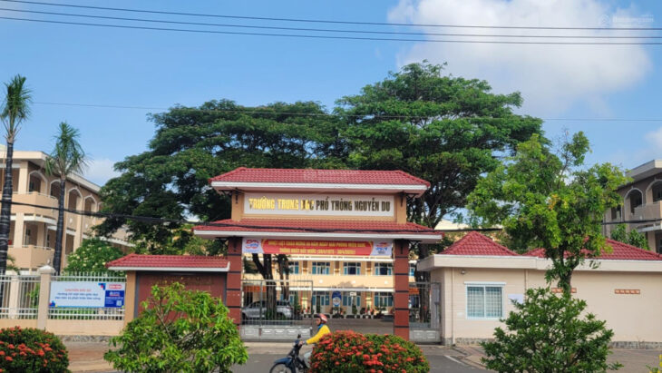 Bán đất 10x42m Ngãi Giao sát Trần Hưng Đạo, gần chợ, dân cư đông, 2,3 tỷ TL