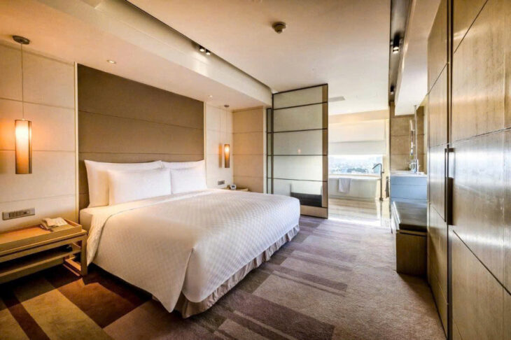 (DÒNG TIỀN 400TR/TH) BÁN TÒA KHÁCH SẠN THÁI HÀ – 126M x 7T THANG MÁY – MT 9M – GIÁ 70 TỶ