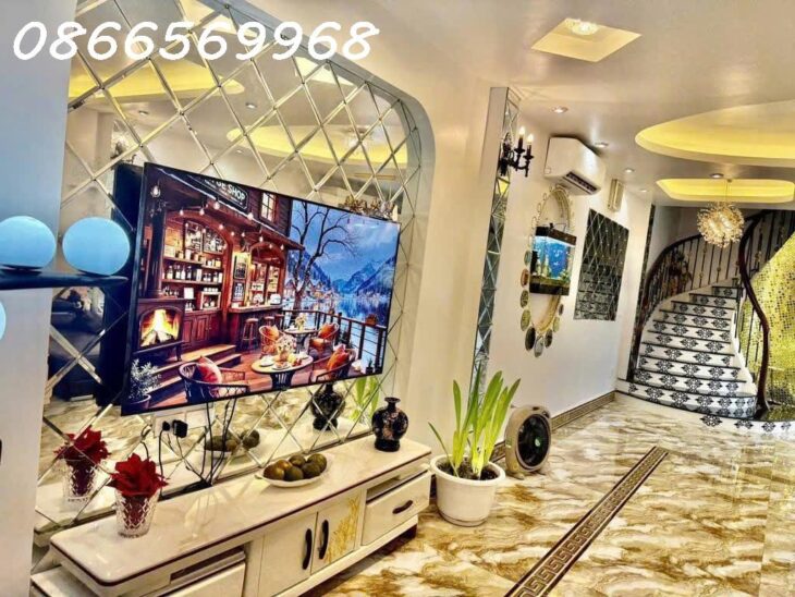 BÁN NHÀ ĐẸP VĨNH PHÚC, BA ĐÌNH – 73M² – MT 4.7M – LÔ GÓC 3 THOÁNG – FULL NỘI THẤT- 17.9 TỶ