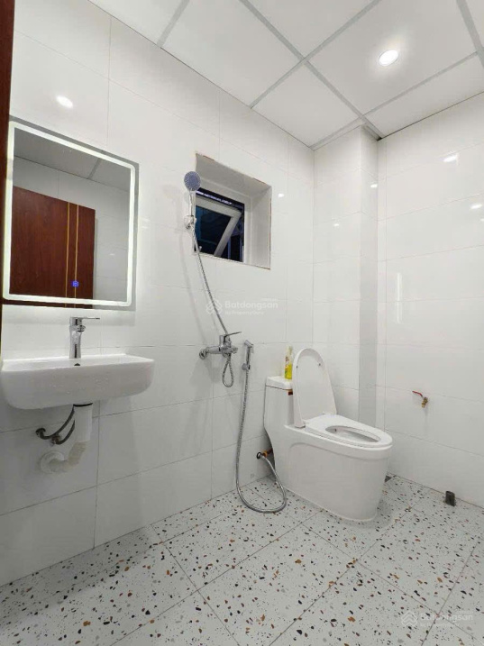 Bán căn hộ TT hồ Việt Xô p. Tây Kết, Hai Bà Trưng 110m2 x 3PN x 2WC, ô tô giá 5.3tỷ. LH: 0366 051