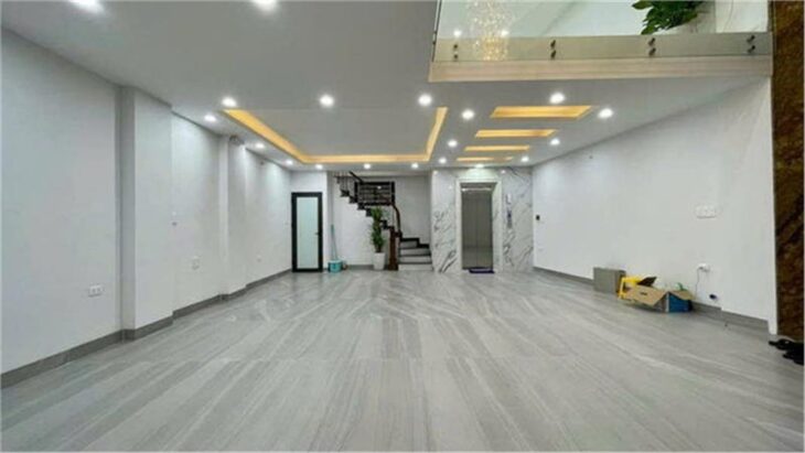 BÁN NHÀ NGÕ GỐC ĐỀ TO NHƯ PHỐ GIÁ 24,5 TỈ DỌN VÀO Ở NGAY