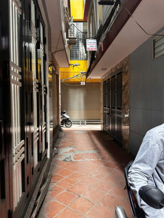 BÁN NHÀ PHAN KẾ BÍNH NGÕ ĐẸP Diện tích 40m2 5 tầng mặt tiền 3.9m Giá 8.5 tỷ