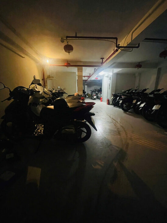 CHÍNH KINH – THANG MÁY – 30 PHÒNG 150TR/ THÁNG. 95m2 8 tầng mt 6m Giá 30 tỷ