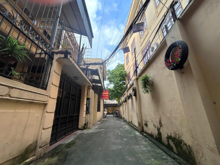 BÁN NHÀ VŨ NGỌC PHAN – PHỐ TRUNG TÂM Diện Tích 41m2 4 tầng mặt tiền 8m Giá 11.2tỷ