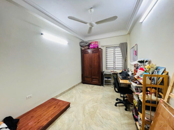 HOÀNG NGÂN – OTO – NGÕ THÔNG – KINH DOANH Dt 52m2 4 tầng mặt tiền 3m Giá 13.3 tỷ