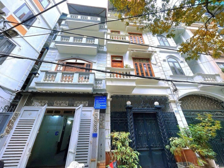 PL PHÙNG CHÍ KIÊN – Ô TÔ VÀO NHÀ KINH DOANH 56m2 4 tầng mặt tiền 4.3m Giá 17.5 tỷ