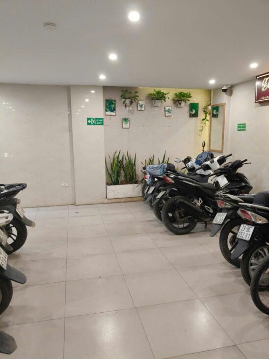 CCMN NGUYỄN KHANG – THANG MÁY – FULL ĐỒ – TỔNG 9PN 75m2 7 tầng mt 6.6m Giá 27 tỷ