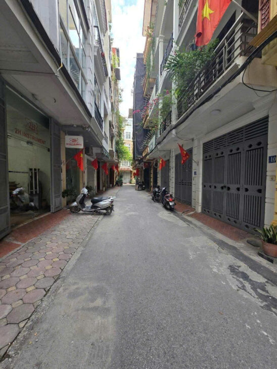 PL PHẠM TUẤN TÀI ÔTÔ – NGÕ THÔNG KINH DOANH Dt 35m2 5 tầng mt 3.4m Giá 16 tỷ