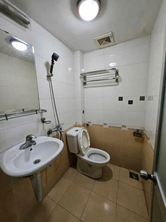 BÁN NHÀ TÔN ĐỨC THẮNG 19/24M2. 4 TẦNG. MẶT TIỀN 3M. GIÁ 6.39 TỶ ĐỐNG ĐA HÀ NỘI