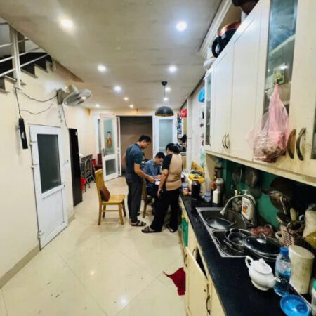 Bán Nhà Trung Liệt 38m2. 5 tầng. mặt tiền 4m giá 8.99 tỷ Đống Đa Hà Nội