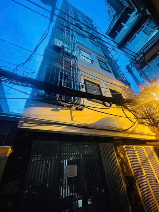 CHÍNH KINH – THANG MÁY – 30 PHÒNG 150TR/ THÁNG. 95m2 8 tầng mt 6m Giá 30 tỷ