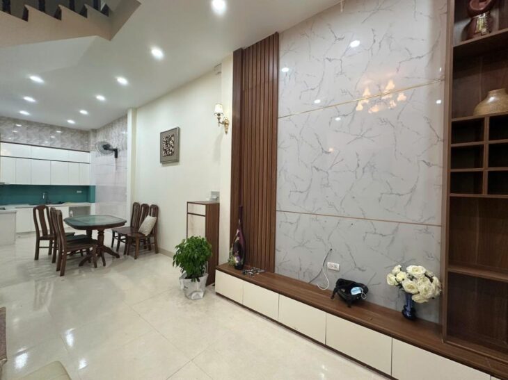 VỊ TRÍ ĐẮC ĐỊA QUẬN HOÀNG MAI – 45M2 – 7.6 TỶ – 15M RA MẶT PHỐ – NGÕ RỘNG THOÁNG SÁNG