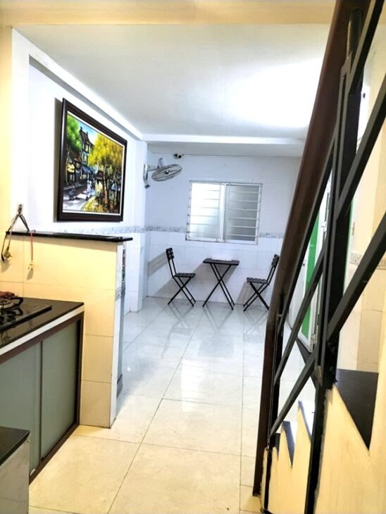 TT QUẬN 10 – 3 TẦNG(2PN, 2WC) VÀI BƯỚC RA HXH CHỈ HƠN 2 TỶ