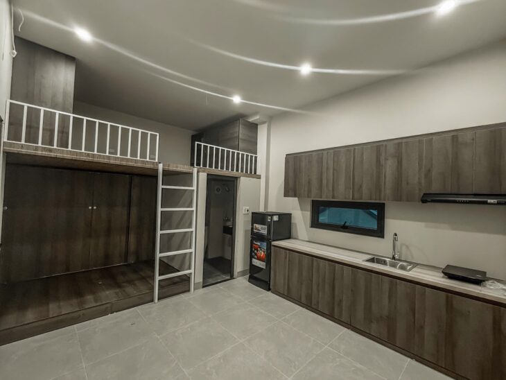 Bán CCMN Đội Nhân, Ba Đình, lô góc, ngõ ô tô, thang máy 61m2, 6 tầng, Mt 4.5m, chỉ 15 tỷ