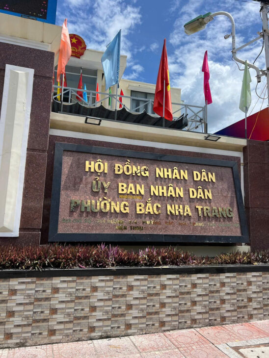BÁN NHÀ MẶT TIỀN CẠNH BIỂN PHƯỜNG BẮC NHA TRANG. (ĐƯỜNG 3 XE HƠI)