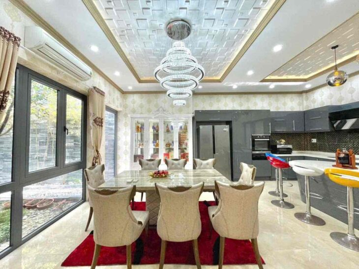Bán nhà đẹp villa gần sân bay Đà Nẵng