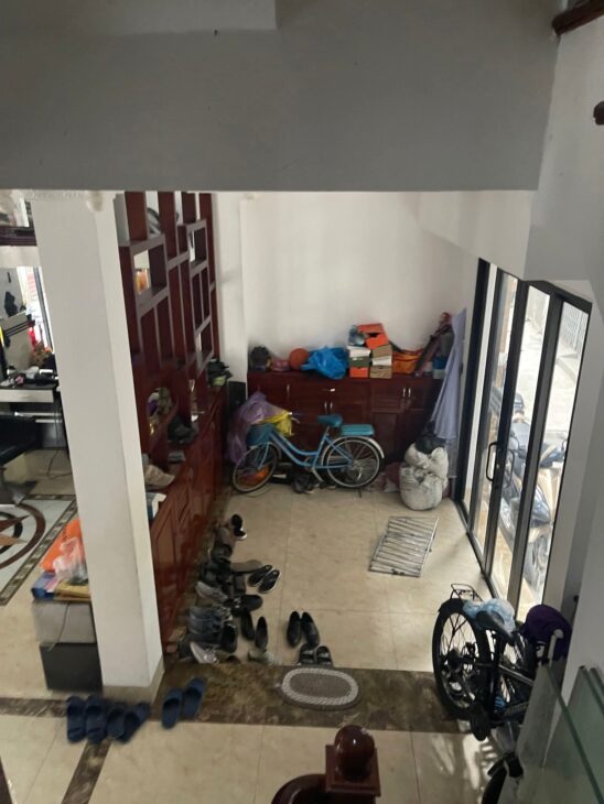 Nhà ĐẶNG THUỲ TRÂM – gần CV -80m2 (4x20m) -4 tầng – 5 PN -4 NVS – Sân thượng trước sau – khu xanh