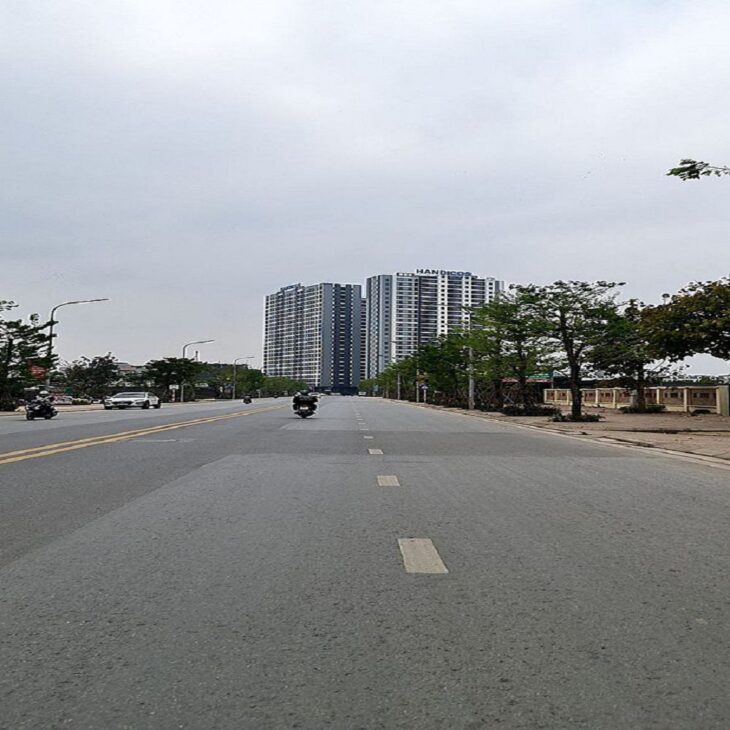 Ngay giữa trung tâm của trung tâm Trâu Quỳ có 55m2 đất ô tô siêu đẹp.