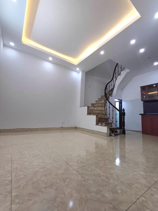 NHÀ ĐẸP MINH KHAI – 30M² – 5 TẦNG – 6.3 TỶ