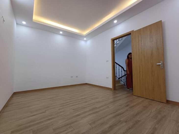 NHÀ ĐẸP MINH KHAI – 30M² – 5 TẦNG – 6.3 TỶ