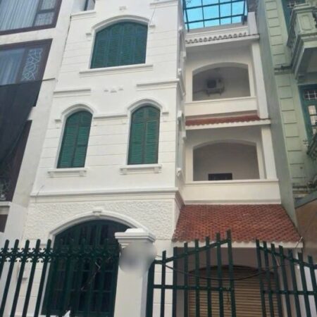 Cho thuê nhà mặt phố Vũ Tông Phan, 4 tầng × 40m² × mặt tiền 5m, nhận nhà ngay, chủ thiện chí.