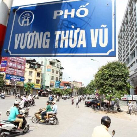 Cho thuê nhà mặt phố Vương Thừa Vũ, 4 tầng × 70m² × mặt tiền 6m, nhận nhà ngay, chủ thiện chí.